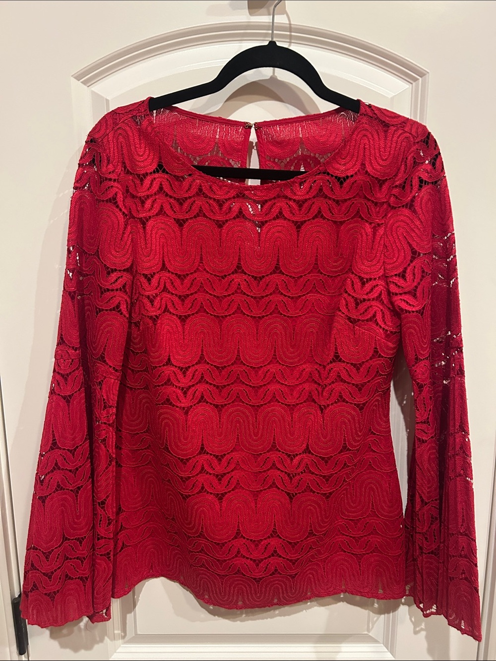 Trina Turk Red Lace Long-Sleeve Women's bell sleeve Top